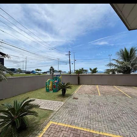 Apartamento Beira Mar - Praia Massaguacu Caraguatatuba Exterior foto